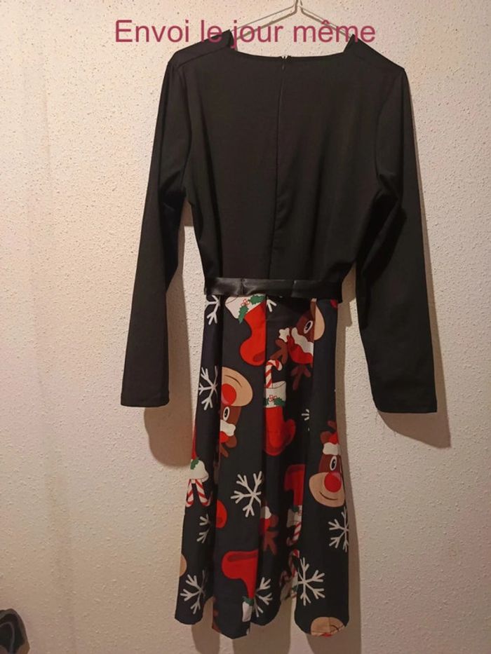Jolie robe de Noël - photo numéro 2