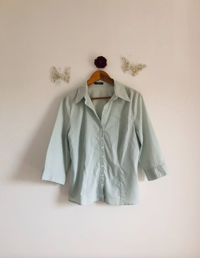 Caroll – Mignon chemisier rayé vert et blanc