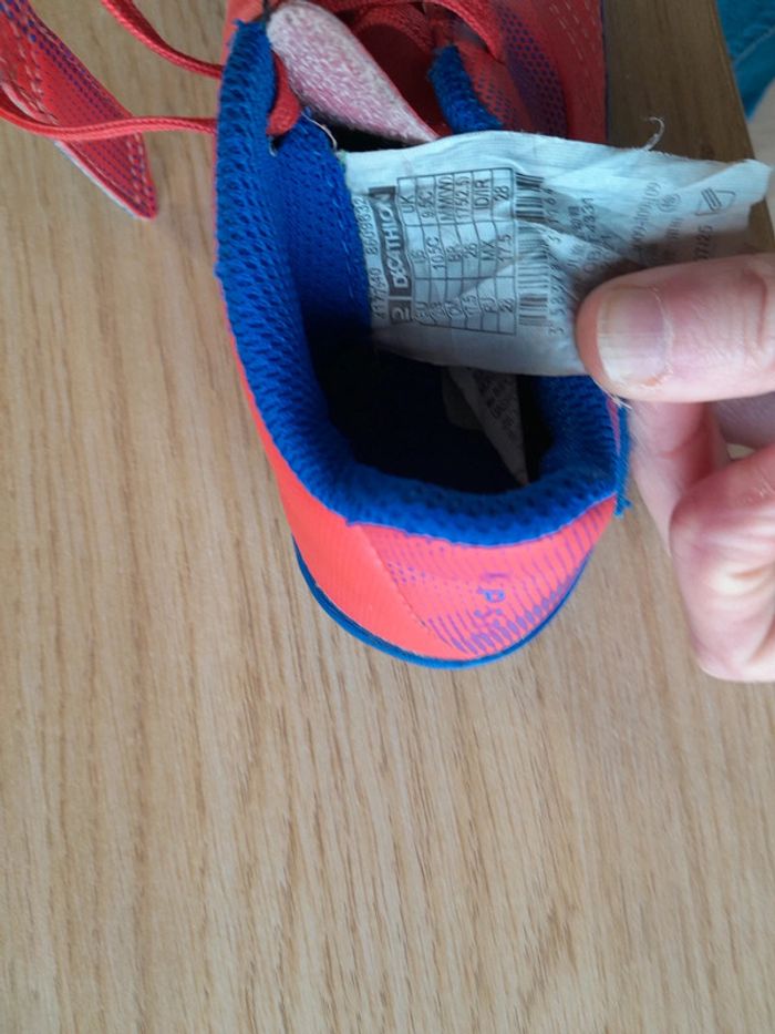 Crampons foot kipsta avec scratch 28 - photo numéro 4