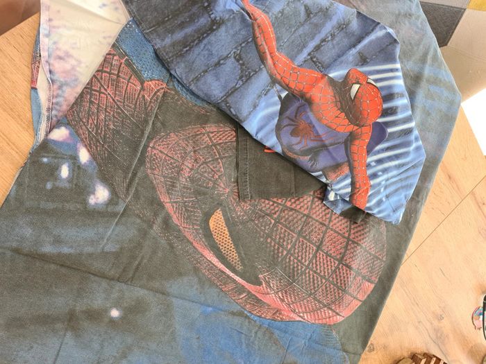 Housse de couette et taie d'oreiller SpiderMan - photo numéro 2