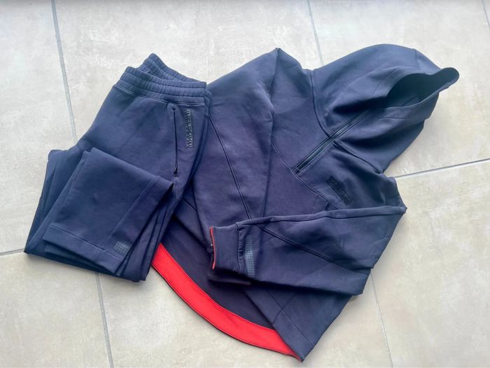 Ensemble Sweat et jogging