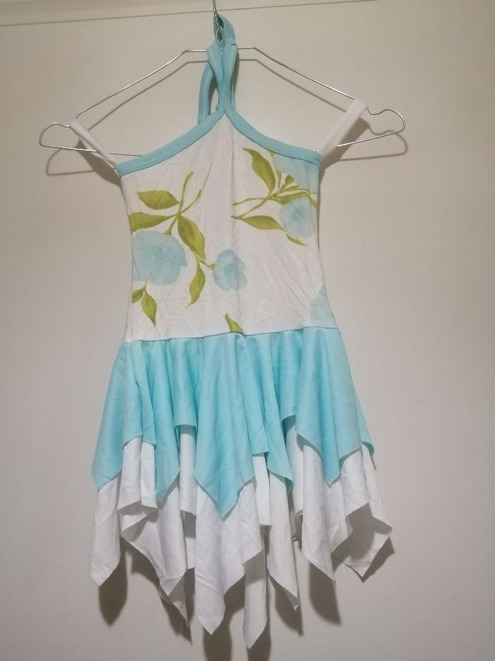 Robe d'été à bretelles.