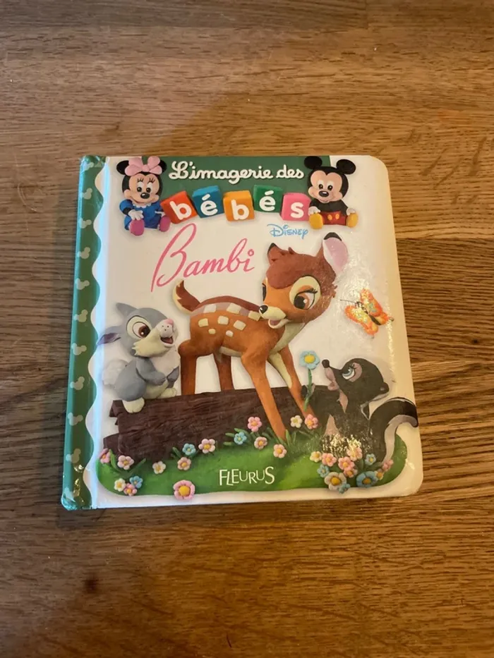 Livre L’imagerie des bébés Disney Bambi