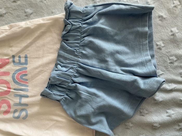 ensemble teeshirt manches courtes blanc inscription devant et short taille élastique bleu 9 mois tex - photo numéro 5