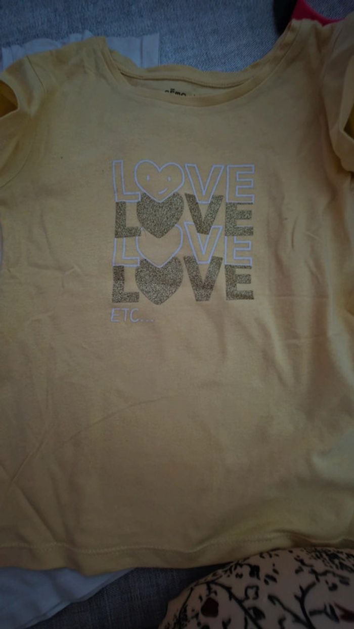 2 tee shirt 6 ans - photo numéro 2
