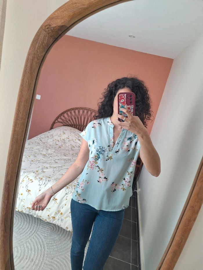 Blouse fleurie - photo numéro 2