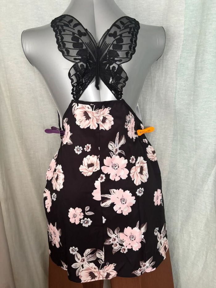 Tunique/nuisette motif floral vintage et dos nu avec papillon dentelle 3XL 46 - photo numéro 3