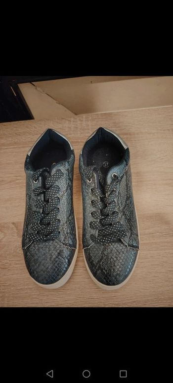 Basket sans marque 37