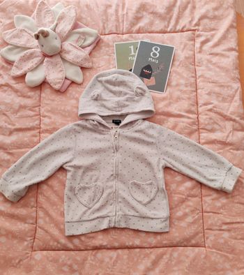 Veste / gilet zippé à capuche Kiabi 18 mois