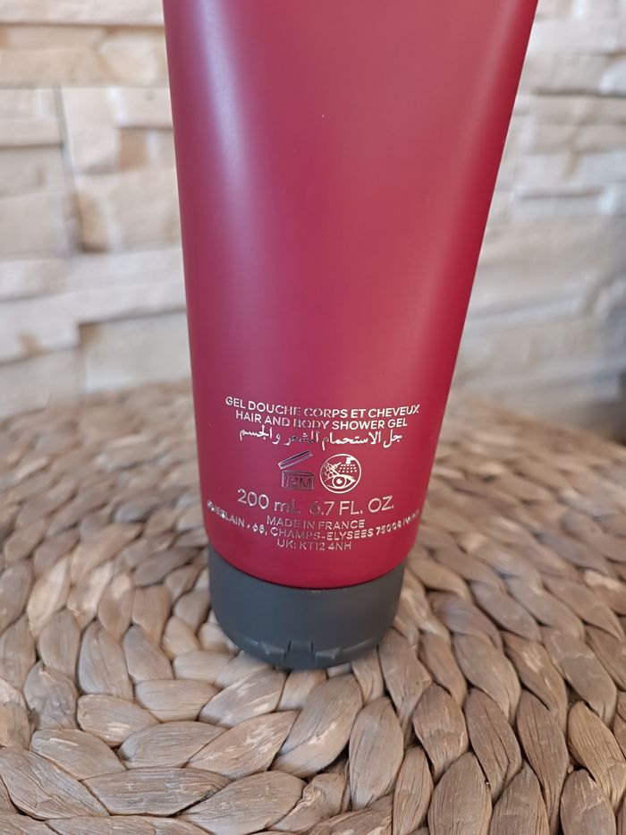 Habit rouge, gel douche Guerlain - photo numéro 3
