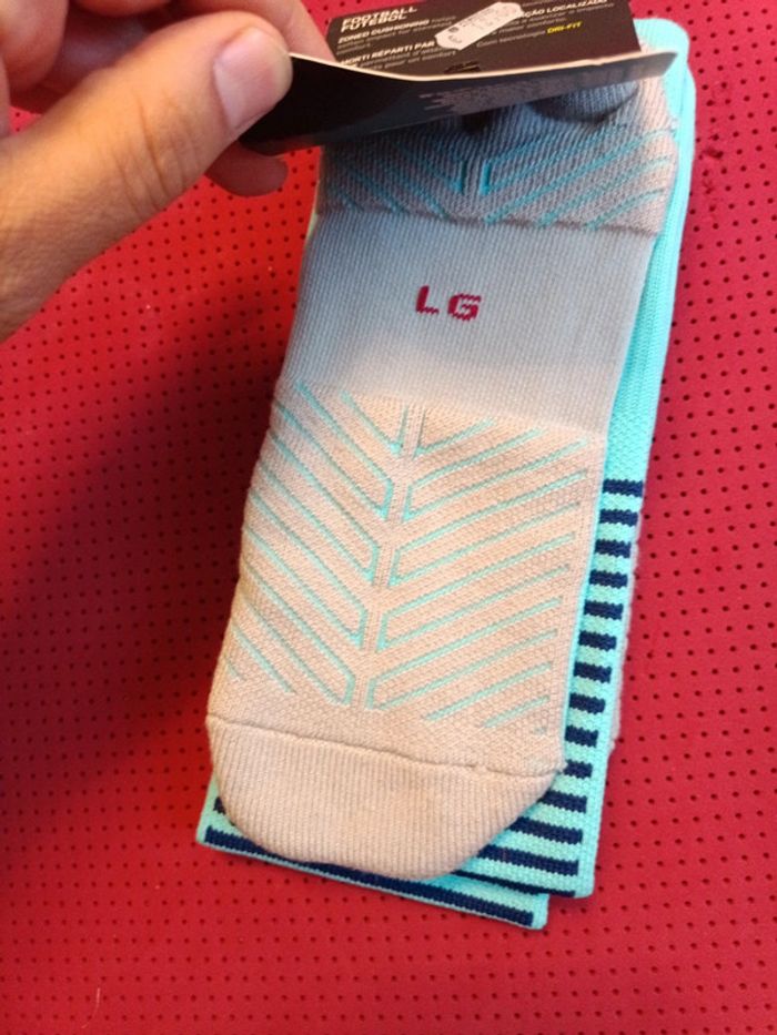 Chaussettes de foot FC Barcelone, Nike Authentique Officiel taille 42/46, neuf - photo numéro 8