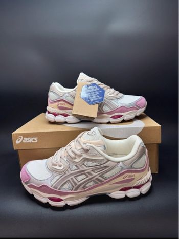 👟 ASICS baskets roses & crème – style running / lifestyle ✨