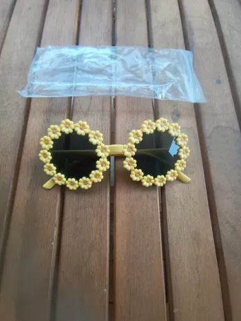 Lunettes fleurs jaune