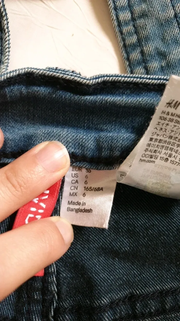 Salopette Combishort en jeans neuve - photo numéro 5