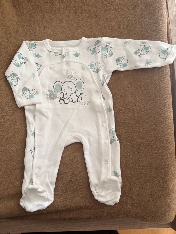 Pyjama éléphant