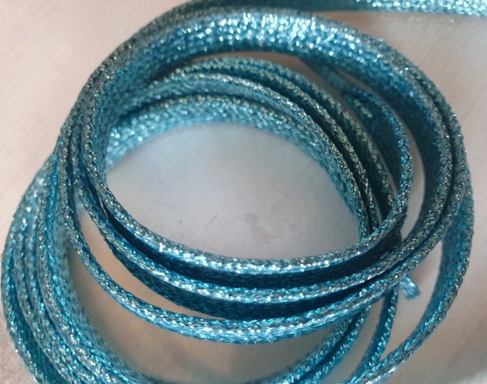 1 paire de lacet bleu pailleté 135 cm - photo numéro 3