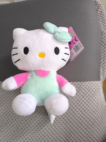 Peluche hello kitty