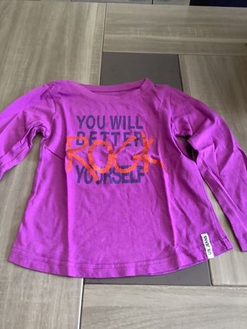 T-shirt manche longue coton taille 6 ans