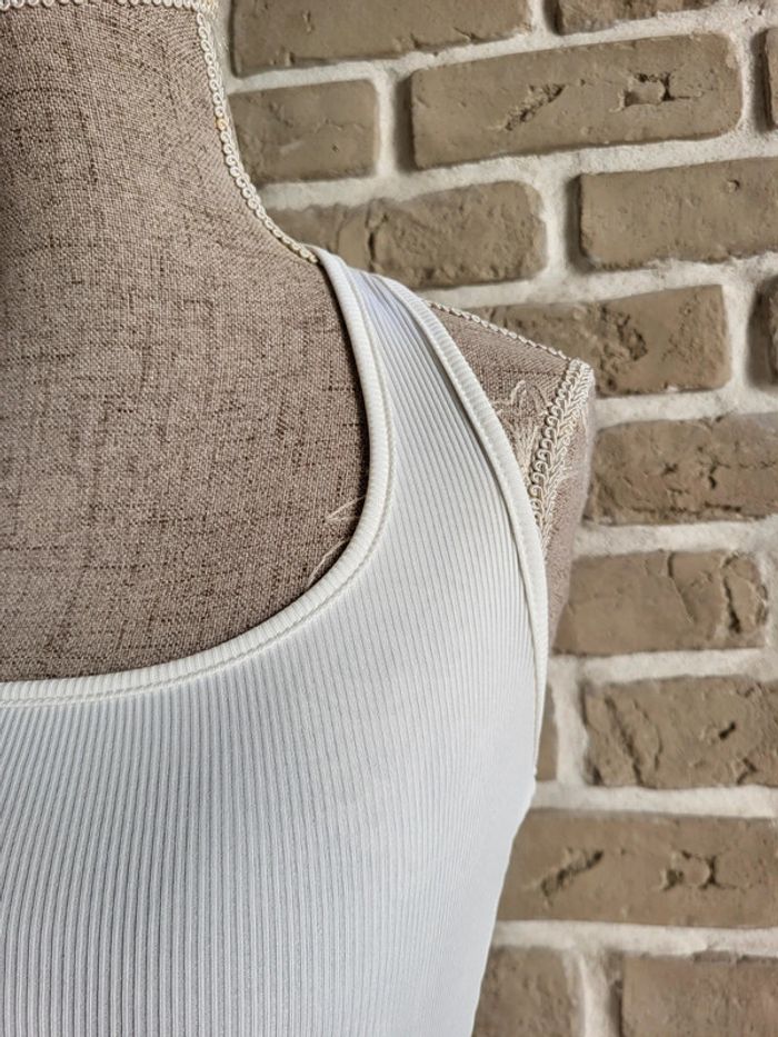 Crop top dos nu maille côtelée blanche - Neuf - photo numéro 3