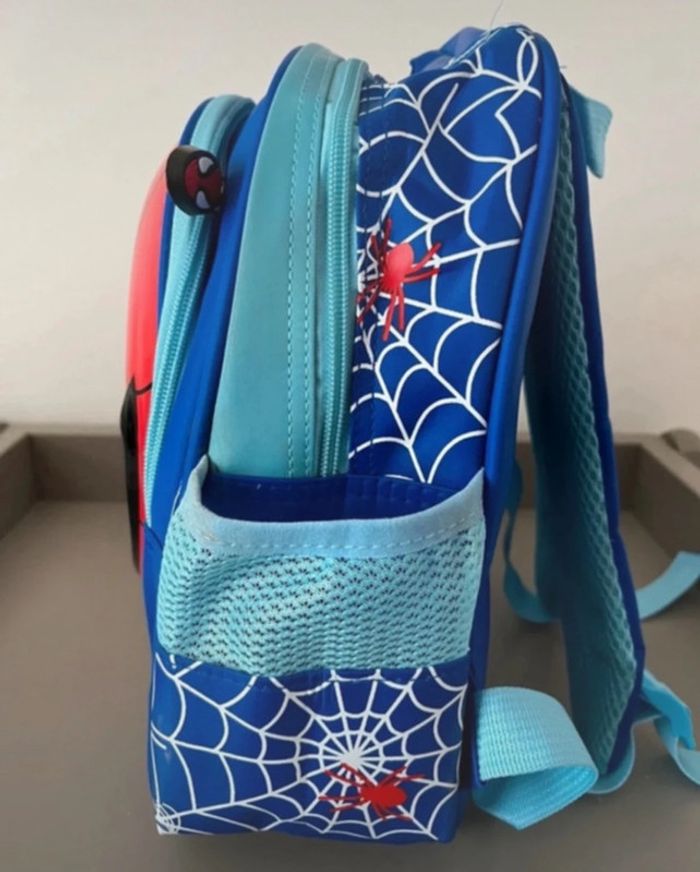 Cartable / sac à dos Spiderman - photo numéro 3