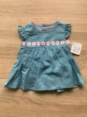 • Robe fleurs neuve ~ 3-6mois •