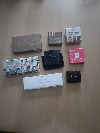 Lot de 8 petites palettes UD, Dior, Lancôme et HR