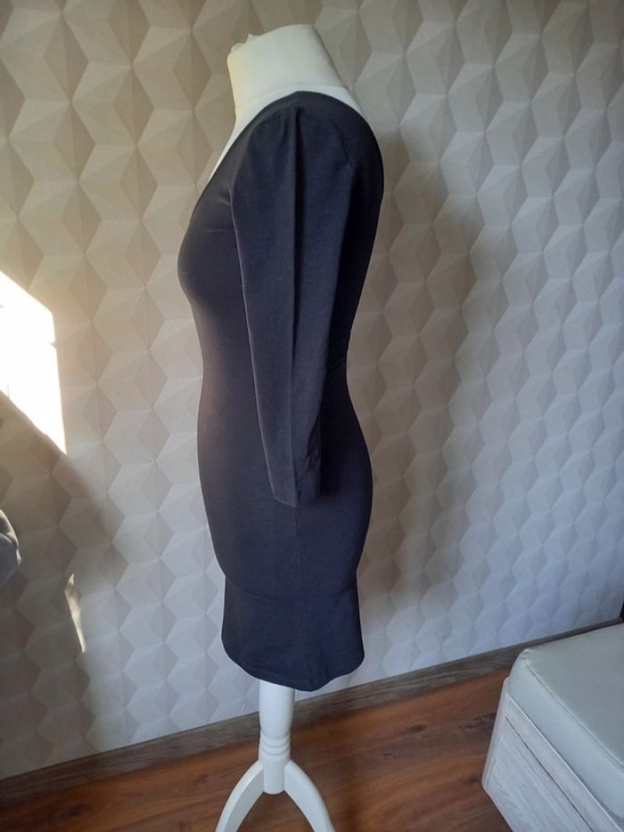 Robe moulante 34-36 - photo numéro 2