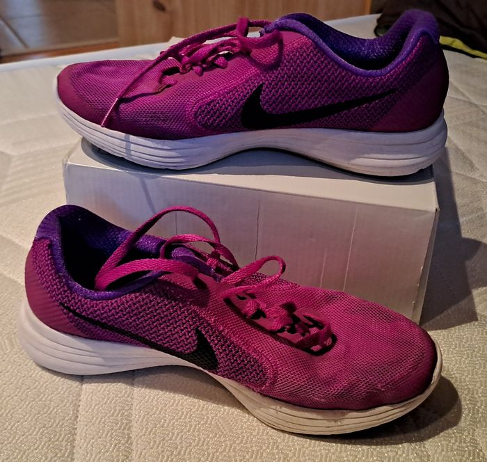 Baskets Nike en 38 - photo numéro 3