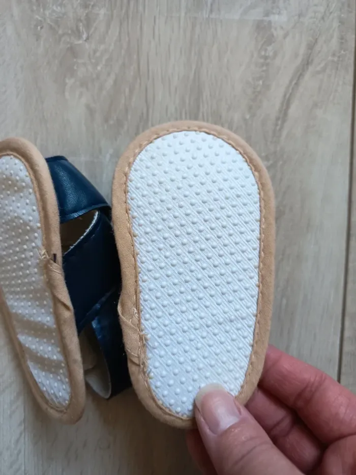 Chaussures d'été bébé - photo numéro 4