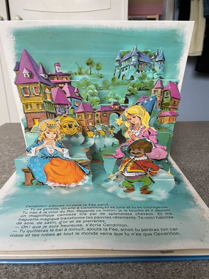 Lot de trois livres Pop Up - photo numéro 7