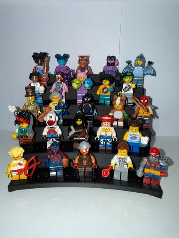 Présentoirs 25 mini figurines