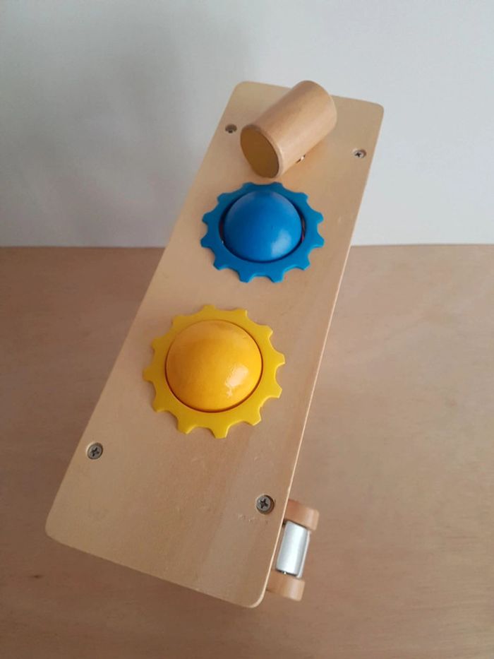 Oxybul Tap Tap et Circuit 2 en 1 en bois - photo numéro 4