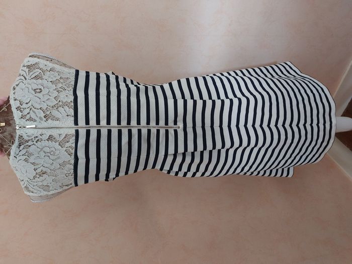 Robe marinière courte sans manche haut dentelle taille 40 - photo numéro 4