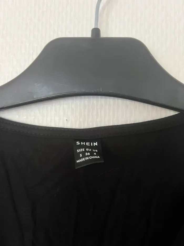 Blouse noire manches transparentes - photo numéro 4