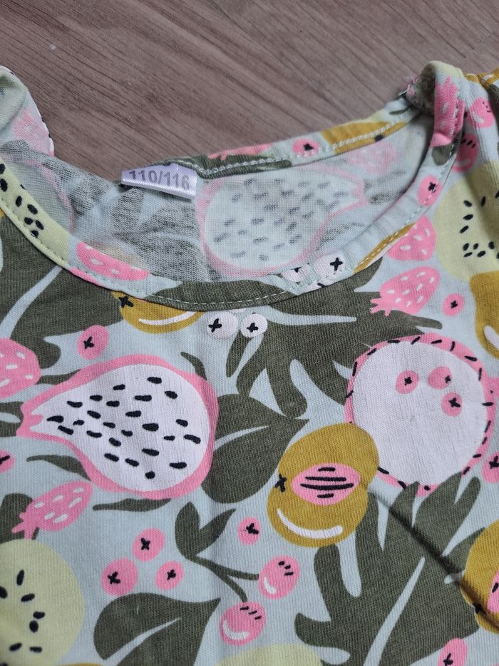 Robe. - photo numéro 2