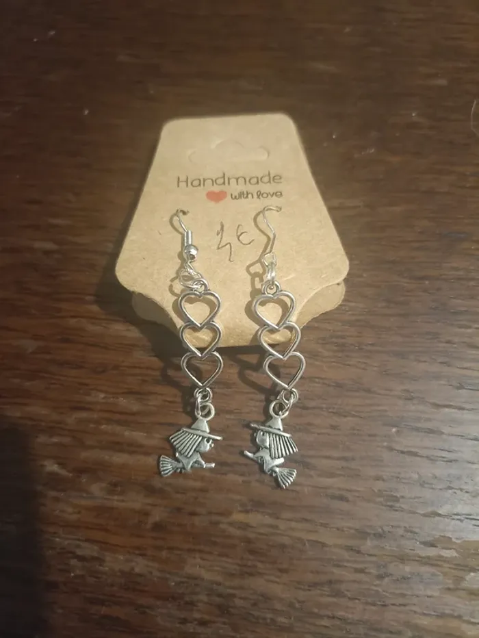 Boucles d'oreilles sorcière fantaisie - photo numéro 2