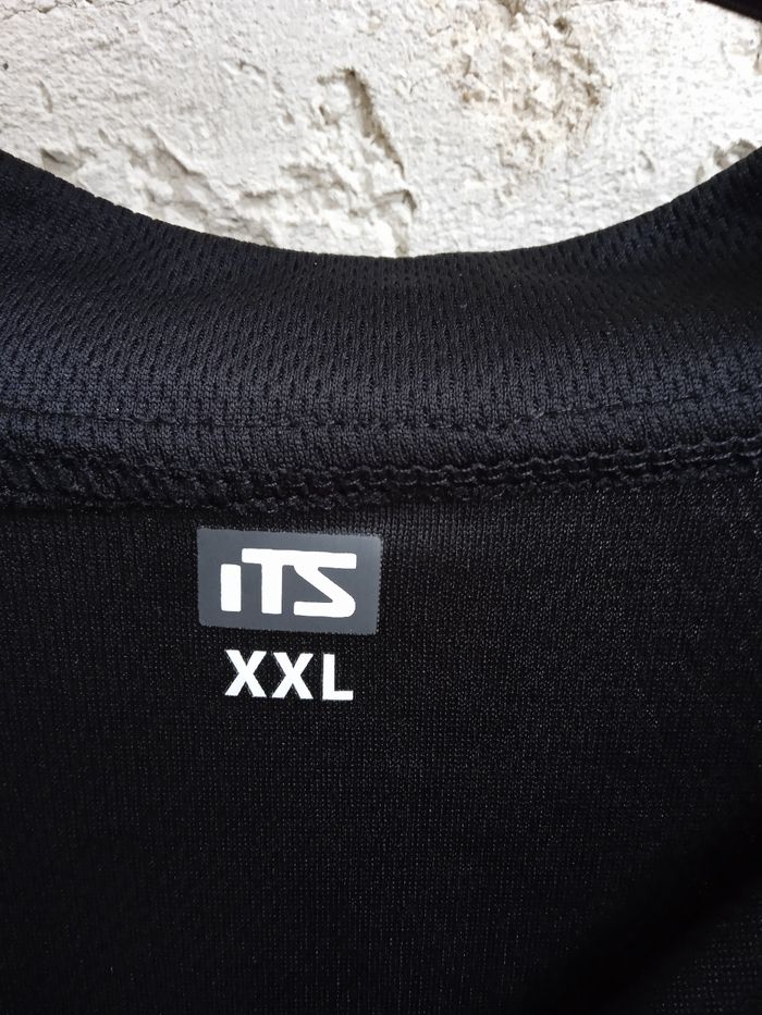 Tee shirt de sport - photo numéro 2