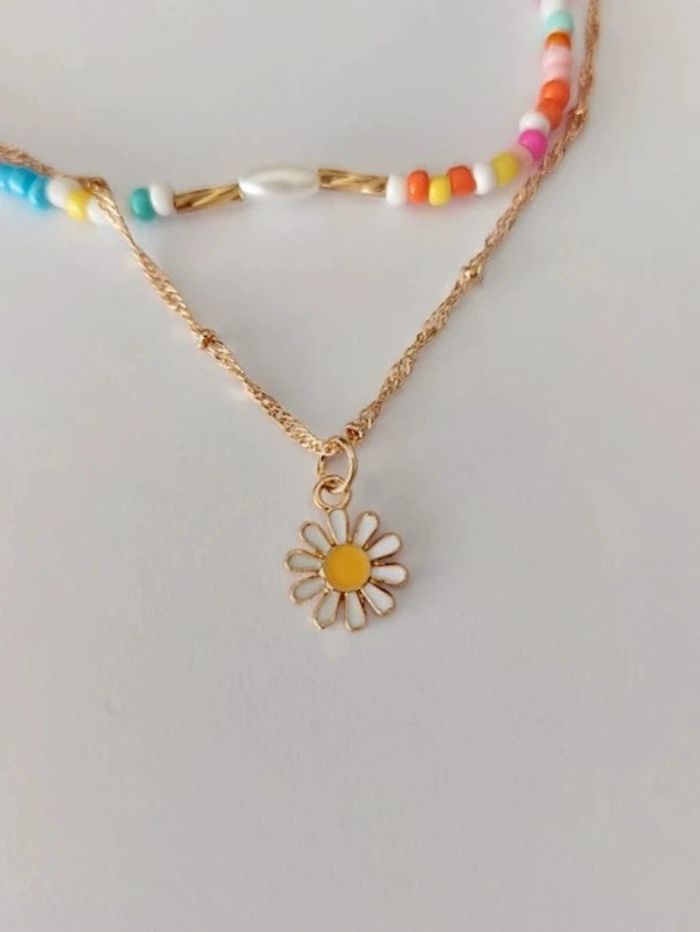 Collier multirangs, perles multicolore, pendentif fleurs, tendance été 🌼 - photo numéro 3