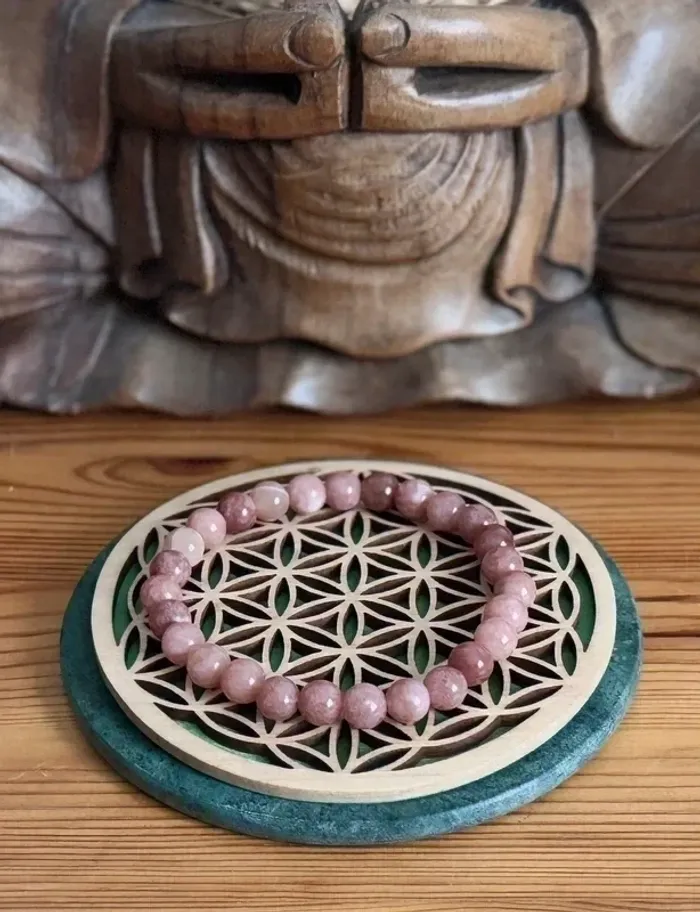 Bracelet en pierres naturelles – Pierre du Soleil + Fleur de vie - photo numéro 4
