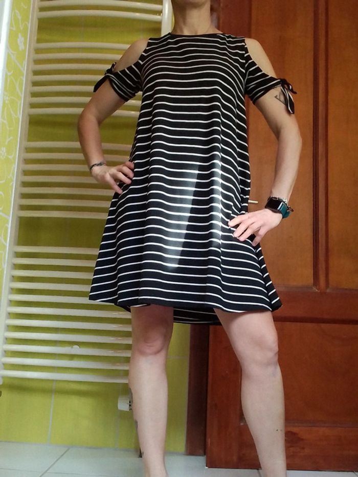 Robe femme bleu marine rayés