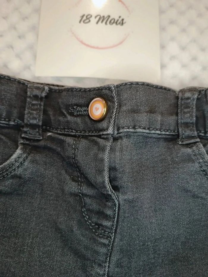 🔸Jean noir Fille – Kiabi 18 Mois🔸 - photo numéro 4