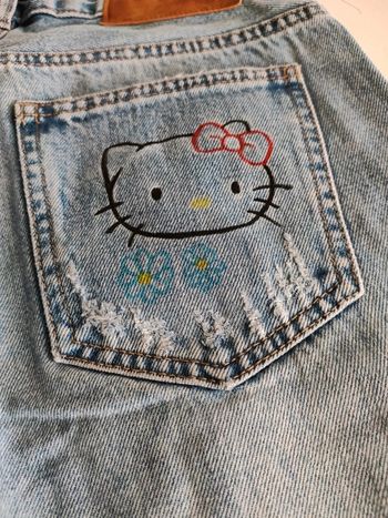 Jean taille 32 pull & Bear destroy custom