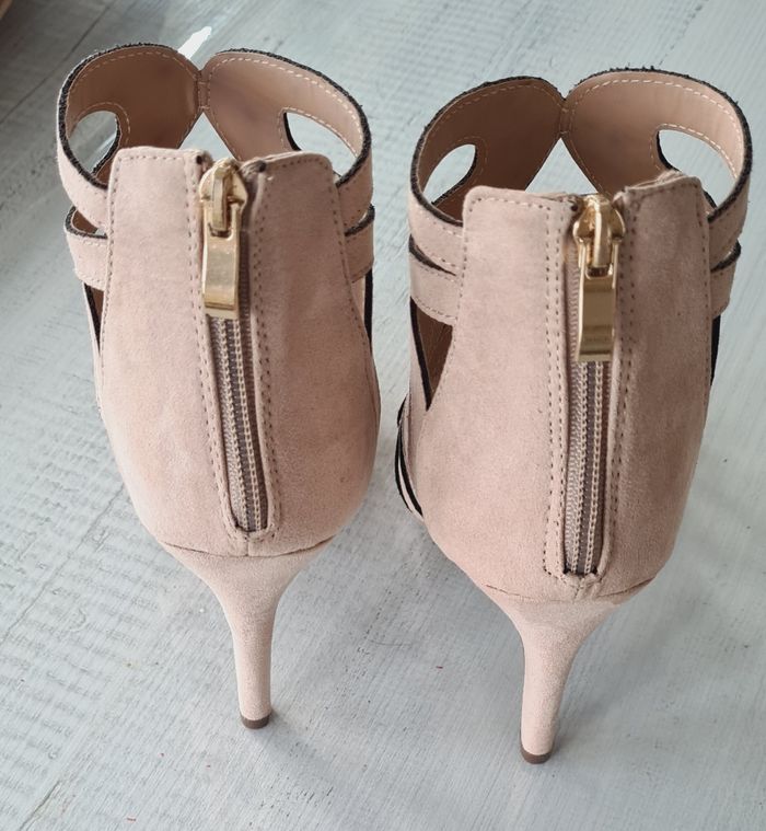 Escarpins ouverts - photo numéro 4