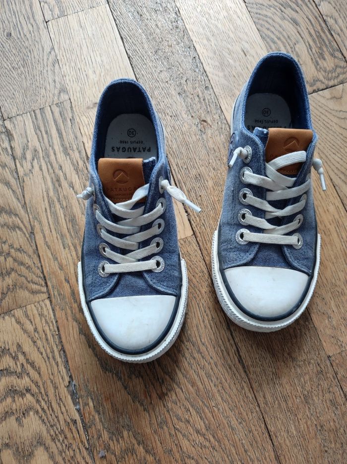 Chaussures en toile garçon taille 30
