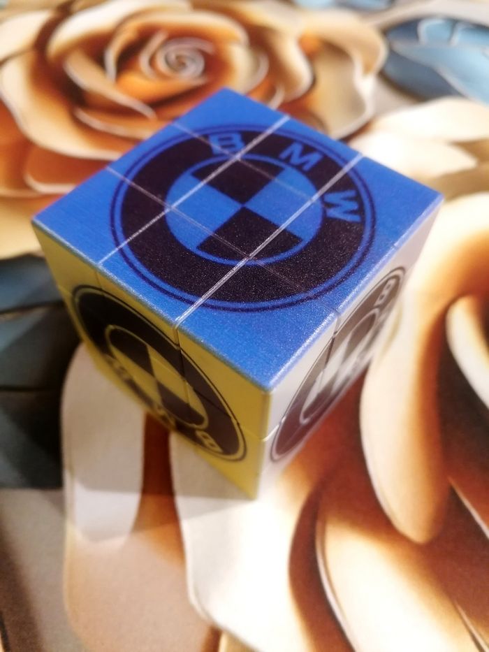 Rubiks cube BMW - photo numéro 3