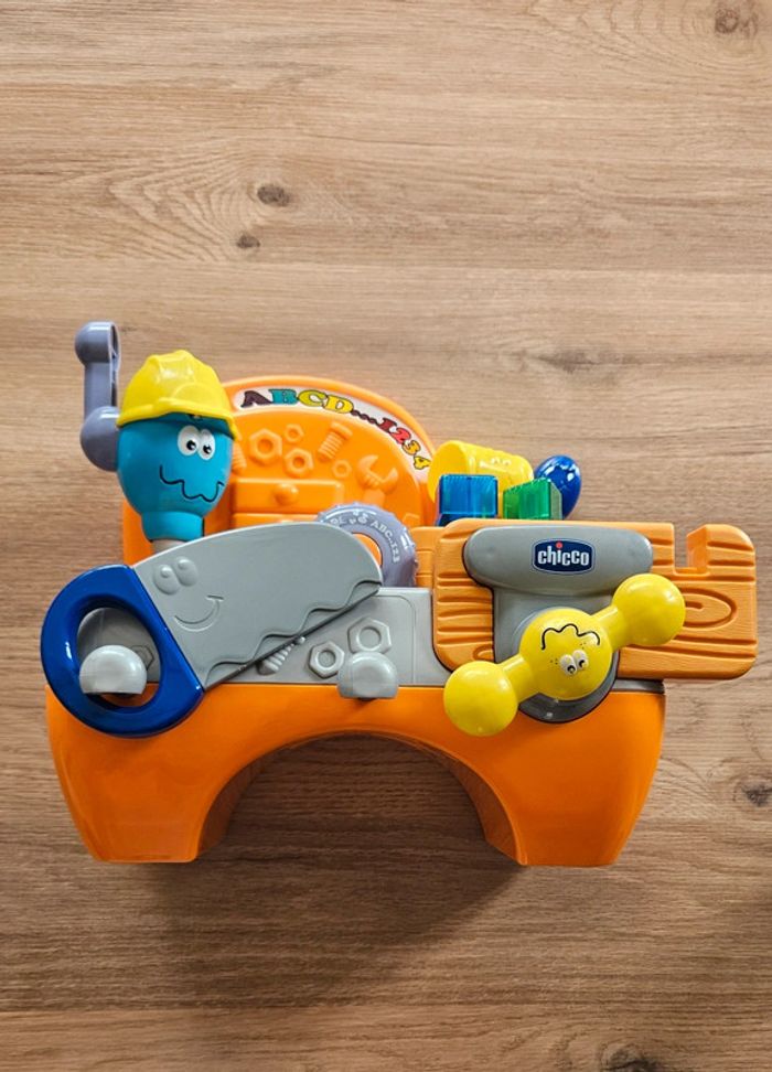 Établi bilingue français anglais Chicco