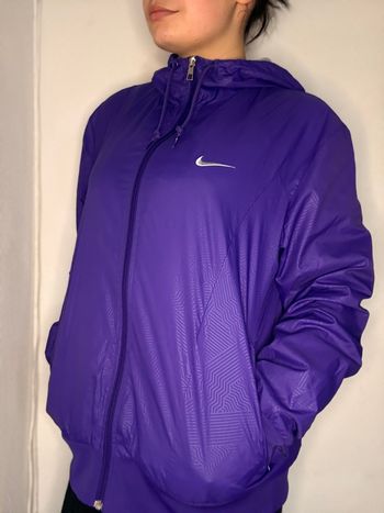 Veste Nike violette capuche taille M - sport fitness running - excellent état