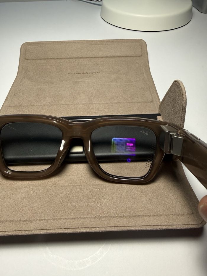 Ray-Ban Meta (édition Display - XLarge) + bracelet fitness (taille 3) - photo numéro 2