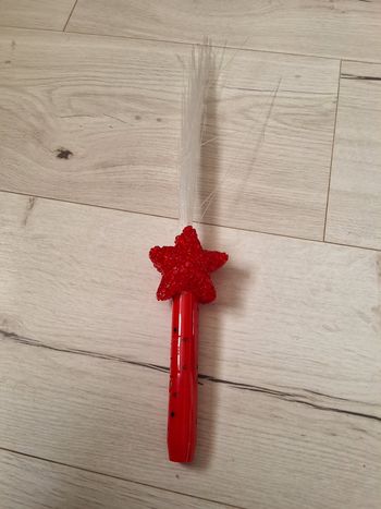 Jouet étoile filante rouge lumineuse multicolore clignotante