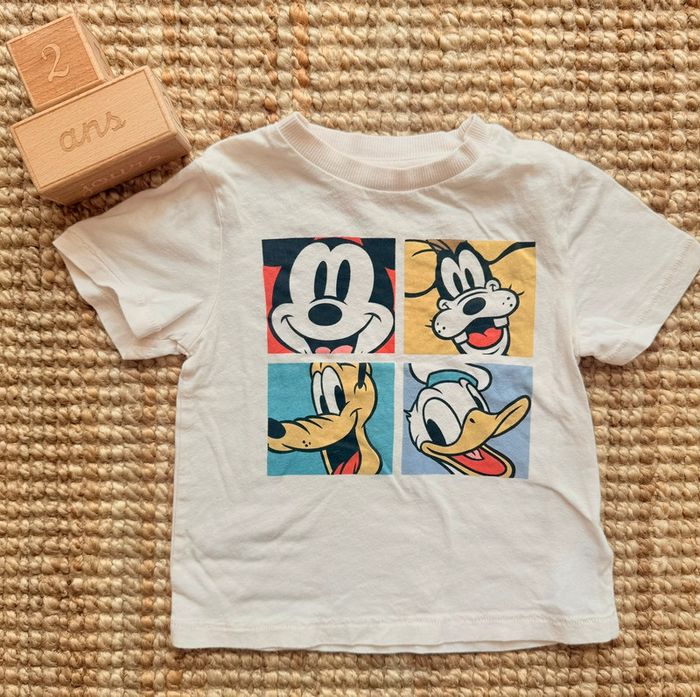 Tee shirt Disney 23mois / 86cm